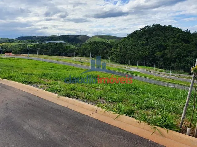 Terreno à venda, no bairro Casa de Pedra em Volta Redonda
