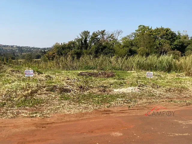 Terreno com 605m², à venda, no bairro Loteamento Jardim Licce em Apucarana