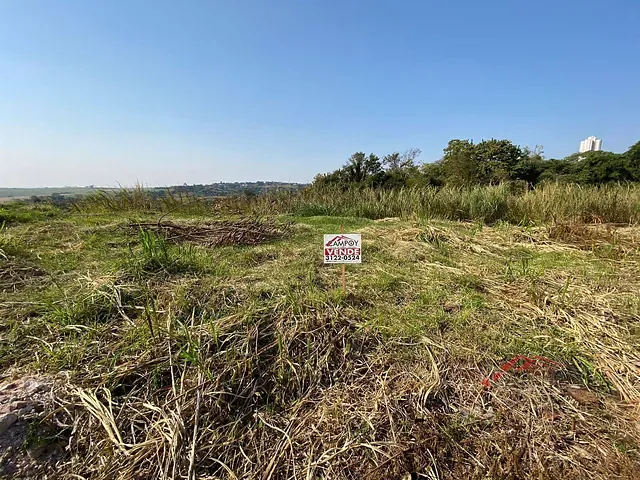 Terreno com 605m², à venda, no bairro Loteamento Jardim Licce em Apucarana