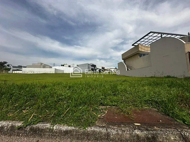 Terreno com 447m², à venda, no bairro Parque Nova Carioba em Americana