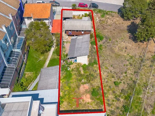 Terreno com 447m², à venda, no bairro Xaxim em Curitiba