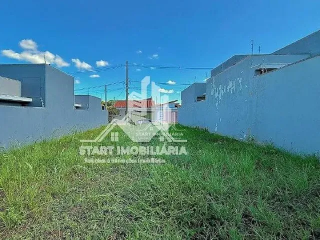 Terreno com 250m², à venda, no bairro Jardim Castelo em Pederneiras