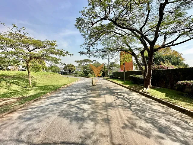Terreno com 1121m², à venda, no bairro Palos Verdes em Carapicuíba