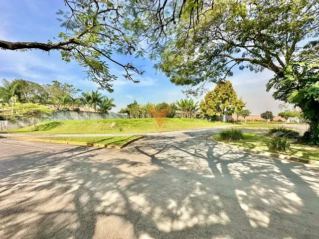 Terreno com 1121m², à venda, no bairro Palos Verdes em Carapicuíba