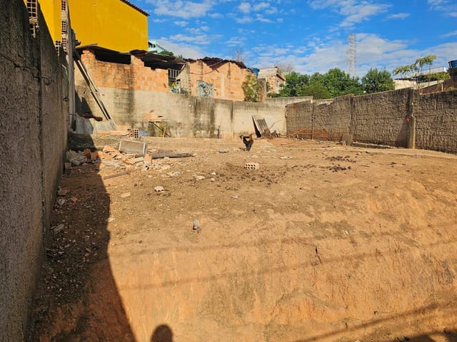 Terreno com 188m², à venda, no bairro Xodó Marize em Belo Horizonte