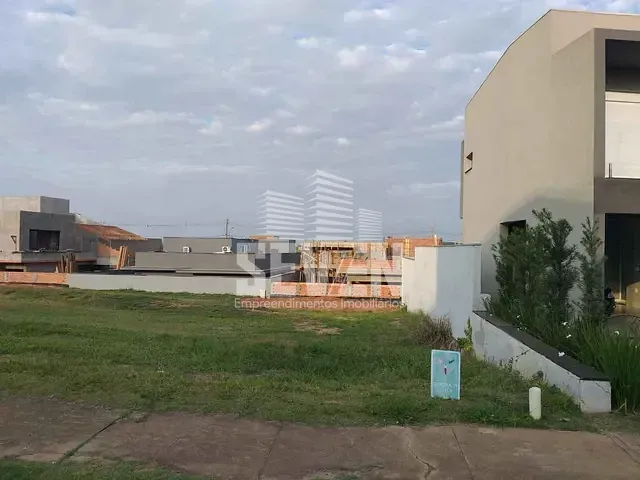 Terreno com 379m², à venda, no bairro Vila Aviaçao em Bauru