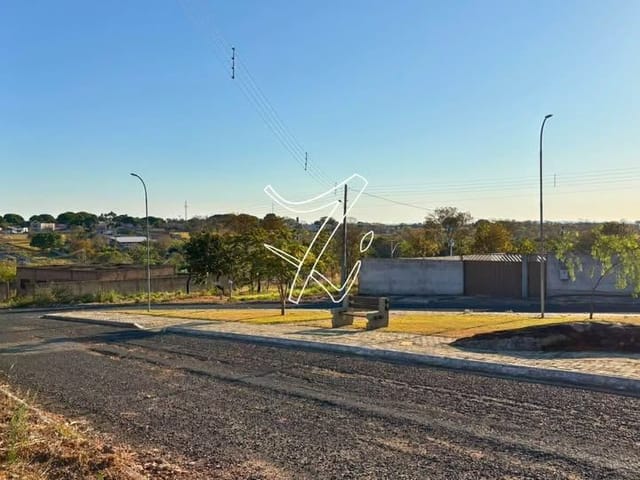 Terreno com 360m², à venda, no bairro Morada da Serra em Rio Quente