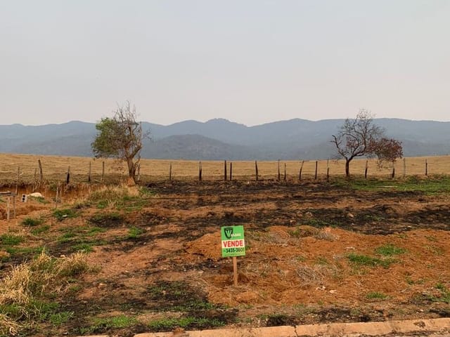 Terreno com 250m², à venda, no bairro Guaraiuva em Vargem