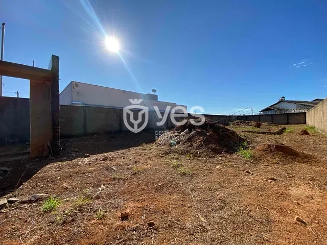 Terreno com 408m², à venda, no bairro Centro em Araxá