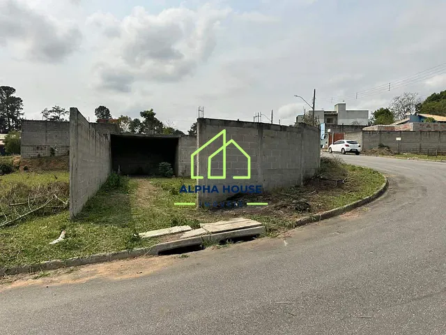 Terreno com 382m², à venda, no bairro Vitória Vale III em Pindamonhangaba