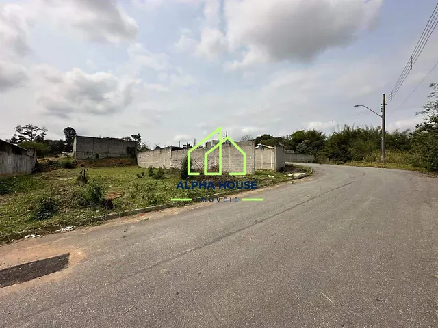 Terreno com 382m², à venda, no bairro Vitória Vale III em Pindamonhangaba