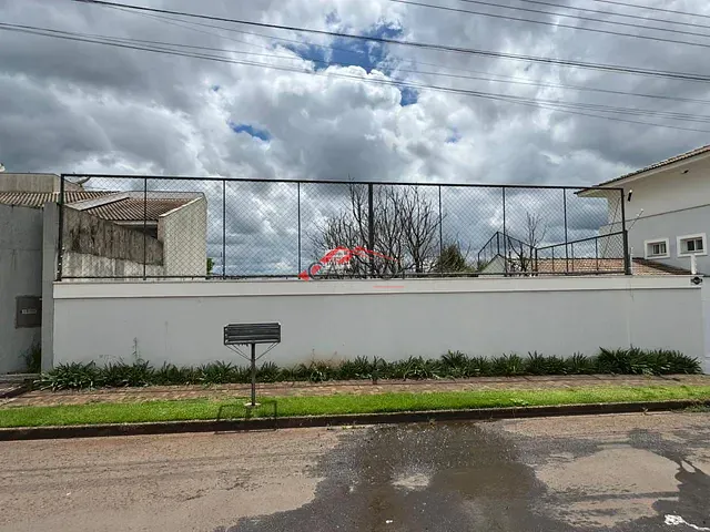 Terreno com 433m², à venda, no bairro Loteamento Residencial Cazarin em Apucarana
