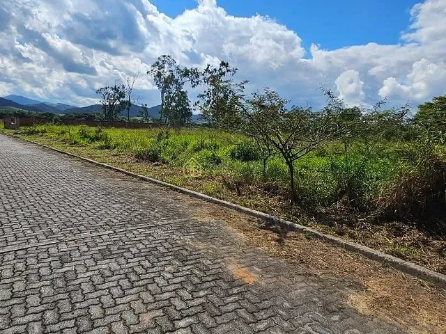 Terreno com 1107m², à venda, no bairro Bella Vista em Porto Real