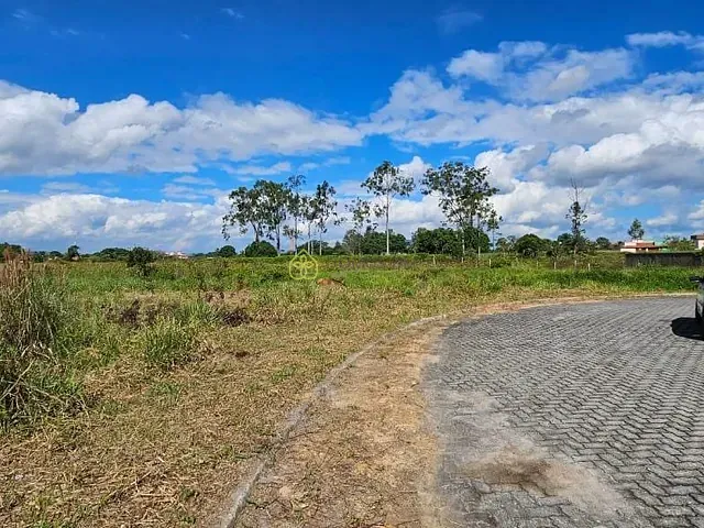 Terreno com 1107m², à venda, no bairro Bella Vista em Porto Real