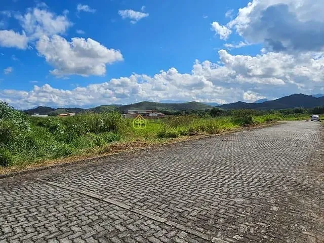 Terreno com 1107m², à venda, no bairro Bella Vista em Porto Real