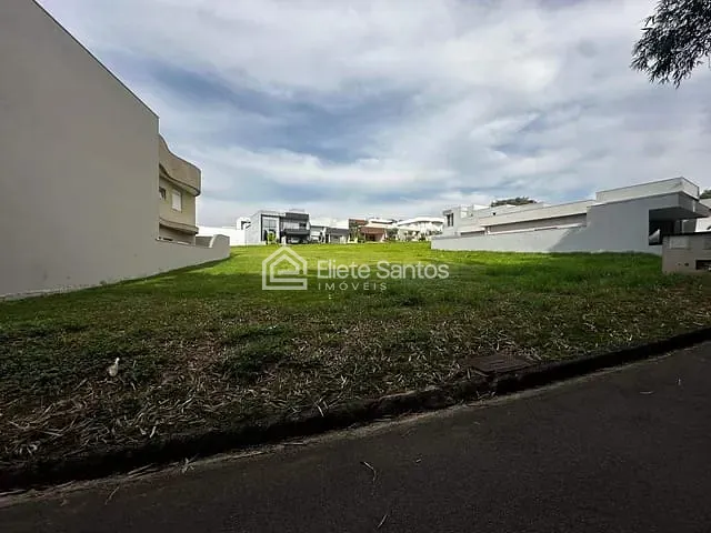 Terreno com 442m², à venda, no bairro Parque Nova Carioba em Americana