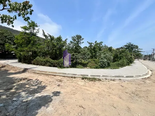 Terreno com 600m², para alugar, no bairro Itaipu em Niterói
