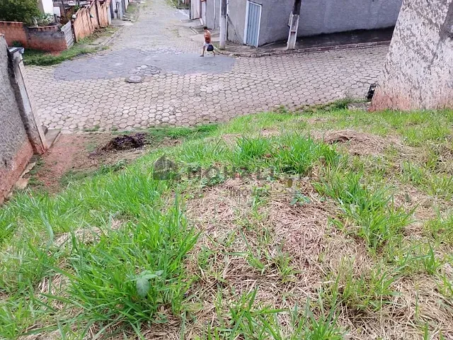 Terreno com 210m², à venda, no bairro Açude em Itajubá