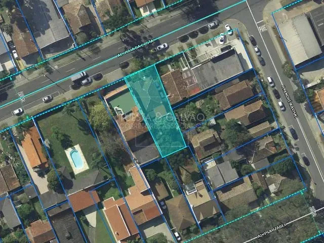 Terreno com 422m², à venda, no bairro Campina do Siqueira em Curitiba