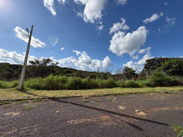 Terreno com 669m², à venda, no bairro Esplanada do Rio Quente em Rio Quente