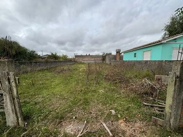 Terreno com 360m², à venda, no bairro Três Vendas em Pelotas
