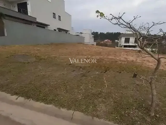Terreno com 358m², à venda, no bairro Jardim Celeste em Jundiaí