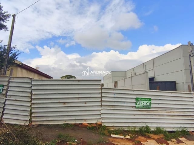 Terreno com 363m², à venda, no bairro Centro em Apucarana