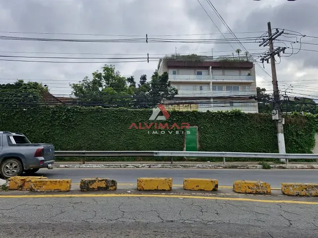Terreno com 372m², à venda, no bairro Niterói em Volta Redonda