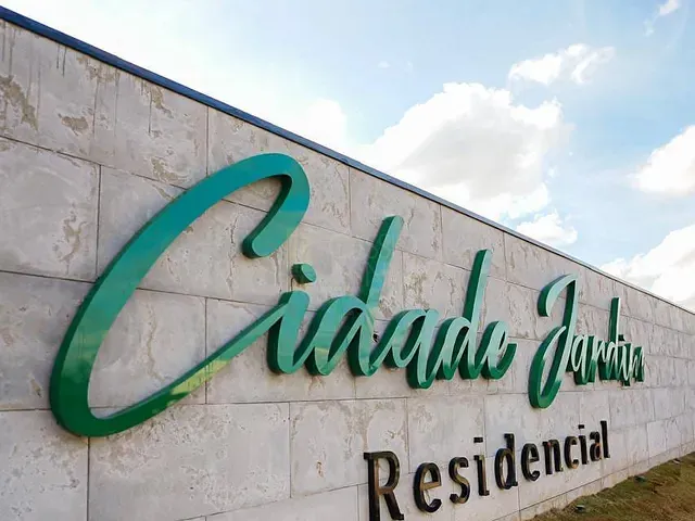 Terreno com 200m², à venda, no bairro Jardim Catuaí em Apucarana
