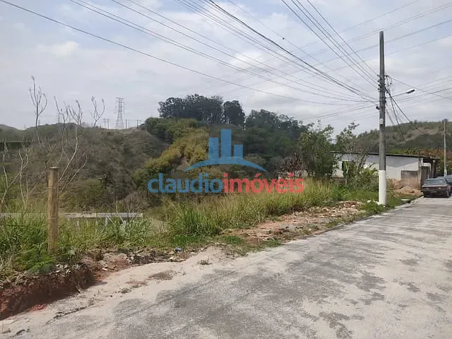 Terreno à venda, no bairro Loteamento da Chácara em Barra Mansa