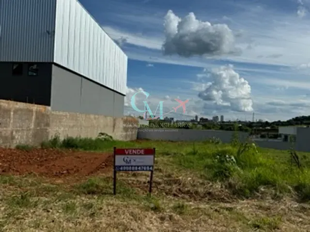 Terreno com 402m², à venda, no bairro Primo Taca em Xanxerê