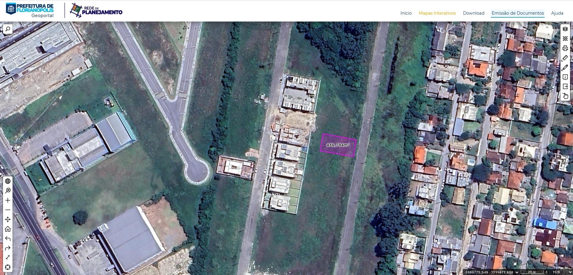 Lindo terreno plano de 450m² (15X30) no Loteamento Mares do Sul - Campeche - Florianópolis/SC