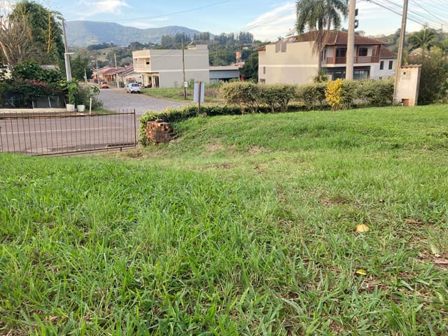 Foto do Terreno - Amplo terreno residencial ou comercial, à venda na Rua Rui Barbosa no Bairro Rui Barbosa no município de Arroio do Meio/RS | Executivo Imóveis