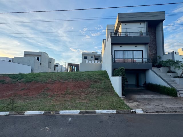 Terreno com 350m², à venda, no bairro Reserva dos Ypês I em Tatuí