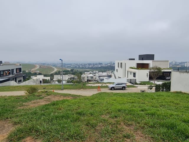 Terreno com 877m², à venda, no bairro Condomínio Reserva do Paratehy em São José dos Campos