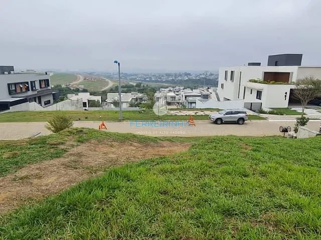 Terreno com 877m², à venda, no bairro Condomínio Reserva do Paratehy em São José dos Campos