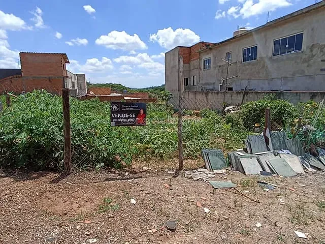 Terreno com 250m², à venda, no bairro Vila Primavera em Jaguariúna
