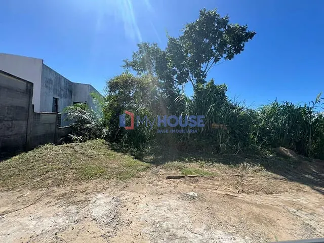 Terreno com 1080m², à venda, no bairro Nossa Senhora da Vitória em Ilhéus