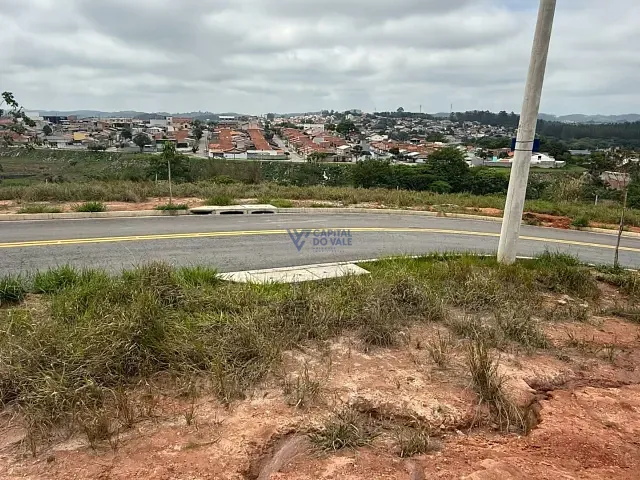 Terreno com 250m², à venda, no bairro Putim em São José dos Campos