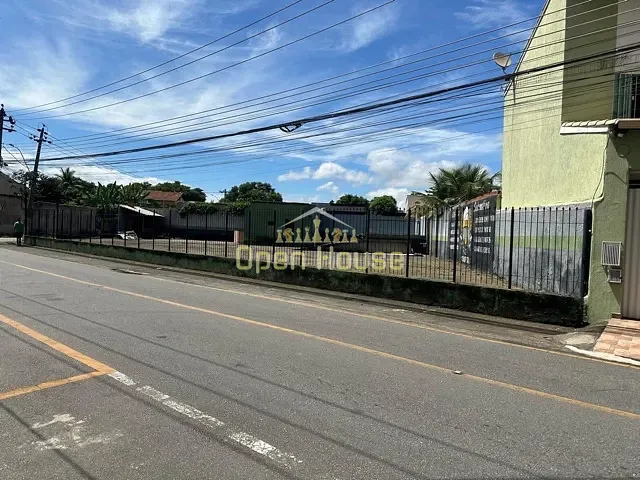 Terreno com 900m², à venda, no bairro Vila Mury em Volta Redonda