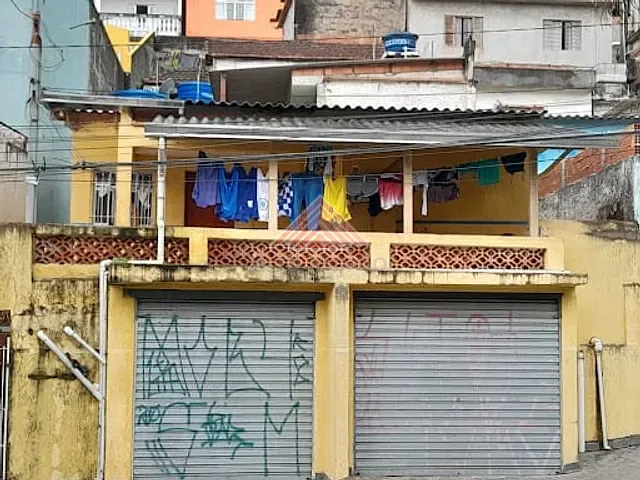 Terreno com 357m², à venda, no bairro Jardim Zaira em Mauá