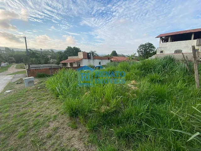 Terreno com 240m², à venda, no bairro Itapeba em Maricá