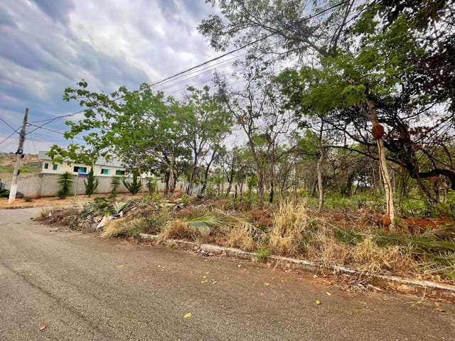 Terreno com 1000m², à venda, no bairro Lagoa Mansões em Lagoa Santa
