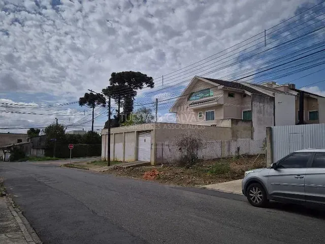 Terreno com 288m², à venda, no bairro Novo Mundo em Curitiba