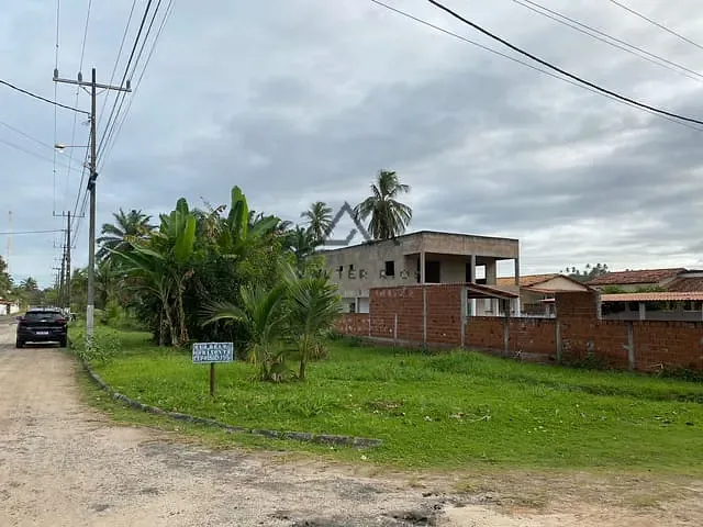 Terreno com 555m², à venda, no bairro Olivença em Ilhéus