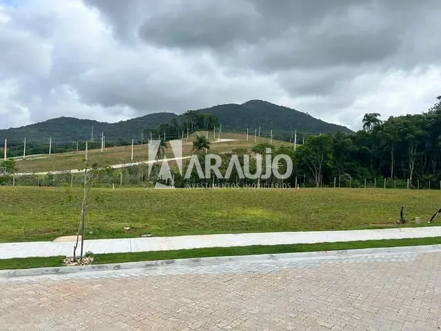 Terreno com 500m², à venda, no bairro Itaipava em Itajaí