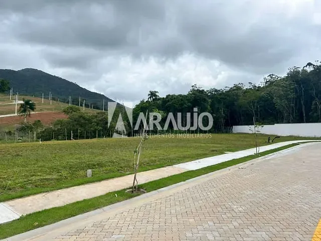 Terreno com 500m², à venda, no bairro Itaipava em Itajaí