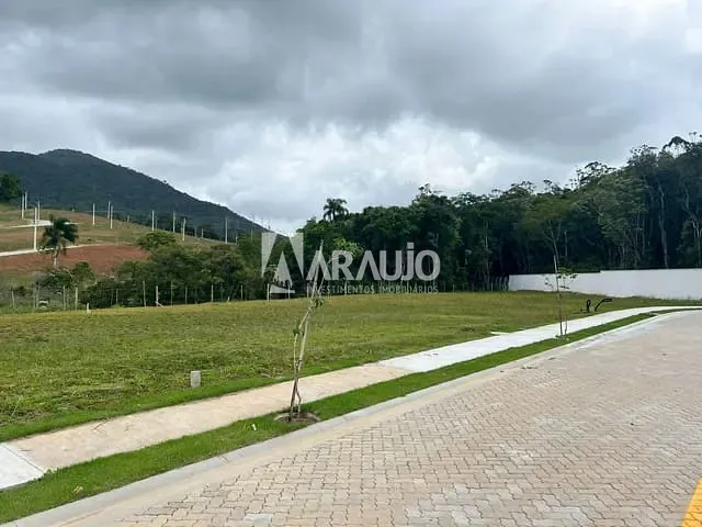 Terreno com 500m², à venda, no bairro Itaipava em Itajaí