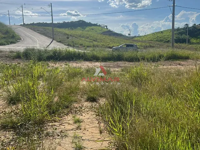Terreno com 249m², à venda, no bairro Casa de Pedra em Volta Redonda