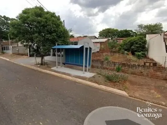 Terreno com 454m², à venda, no bairro Conjunto Residencial Ney Braga em Maringá